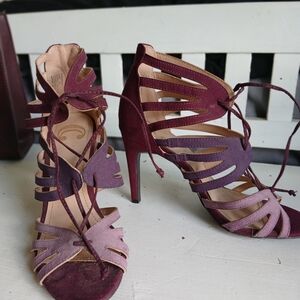 Elegant Women's Strappy Heels in Purple Shades